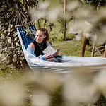 Panzió Weingut Und Gaestezimmer Perner