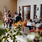 Weingut Und Gaestezimmer Perner