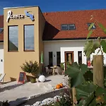 Panzió Weingut Und Gaestezimmer Perner 4*
