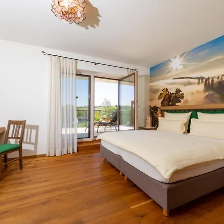 Weingut Und Gaestezimmer Perner