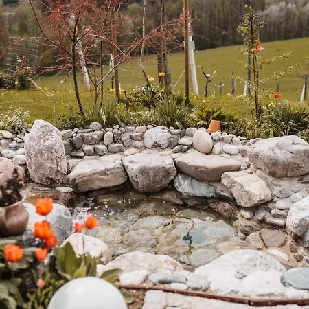 Weingut Und Gaestezimmer Perner