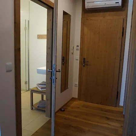 Weingut Und Gaestezimmer Perner 4* Ehrenhausen