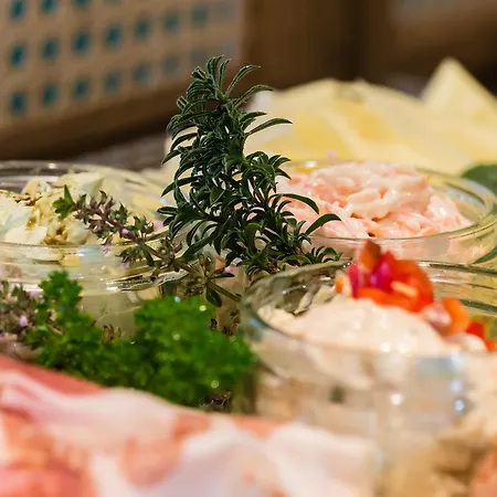 Weingut Und Gaestezimmer Perner 4* Ehrenhausen