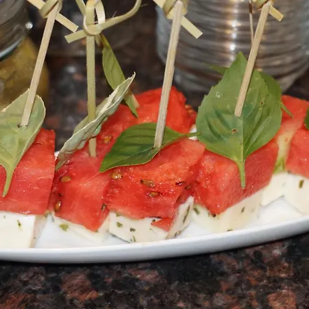 Weingut Und Gaestezimmer Perner Couette-café Ehrenhausen