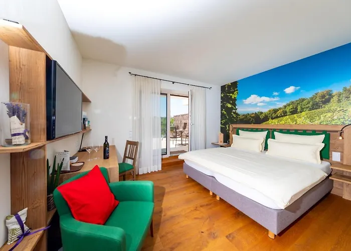 Weingut Und Gaestezimmer Perner إيهرينهاوزين