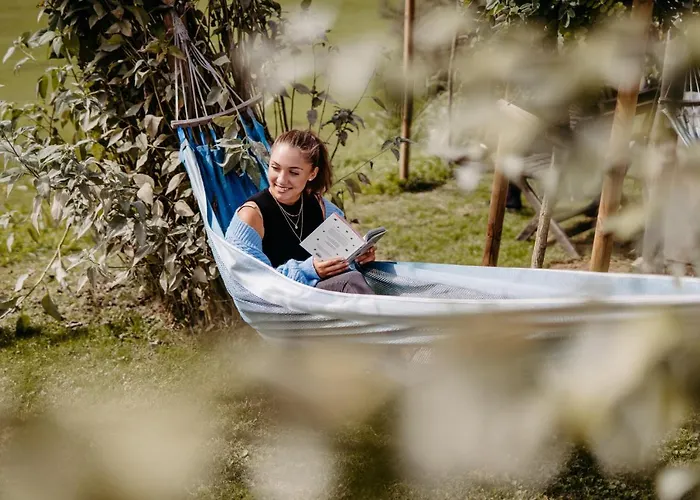 فندق مبيت وإفطار Weingut Und Gaestezimmer Perner