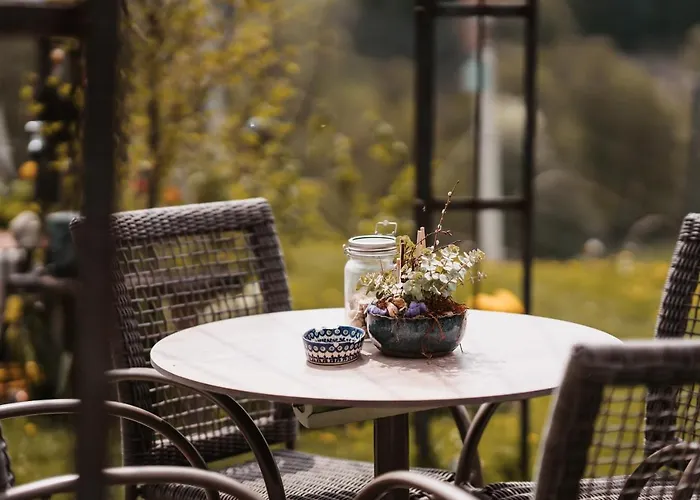 Weingut Und Gaestezimmer Perner فندق مبيت وإفطار