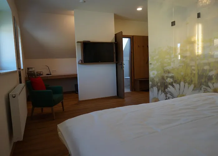 فندق مبيت وإفطار Weingut Und Gaestezimmer Perner 4*